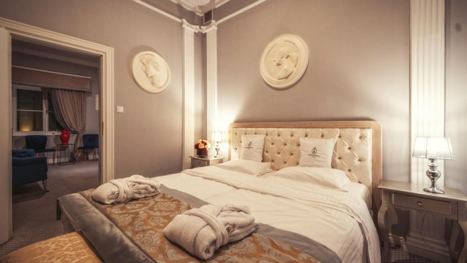 Hotel Palac Alexandrinum Krubki 外观 照片